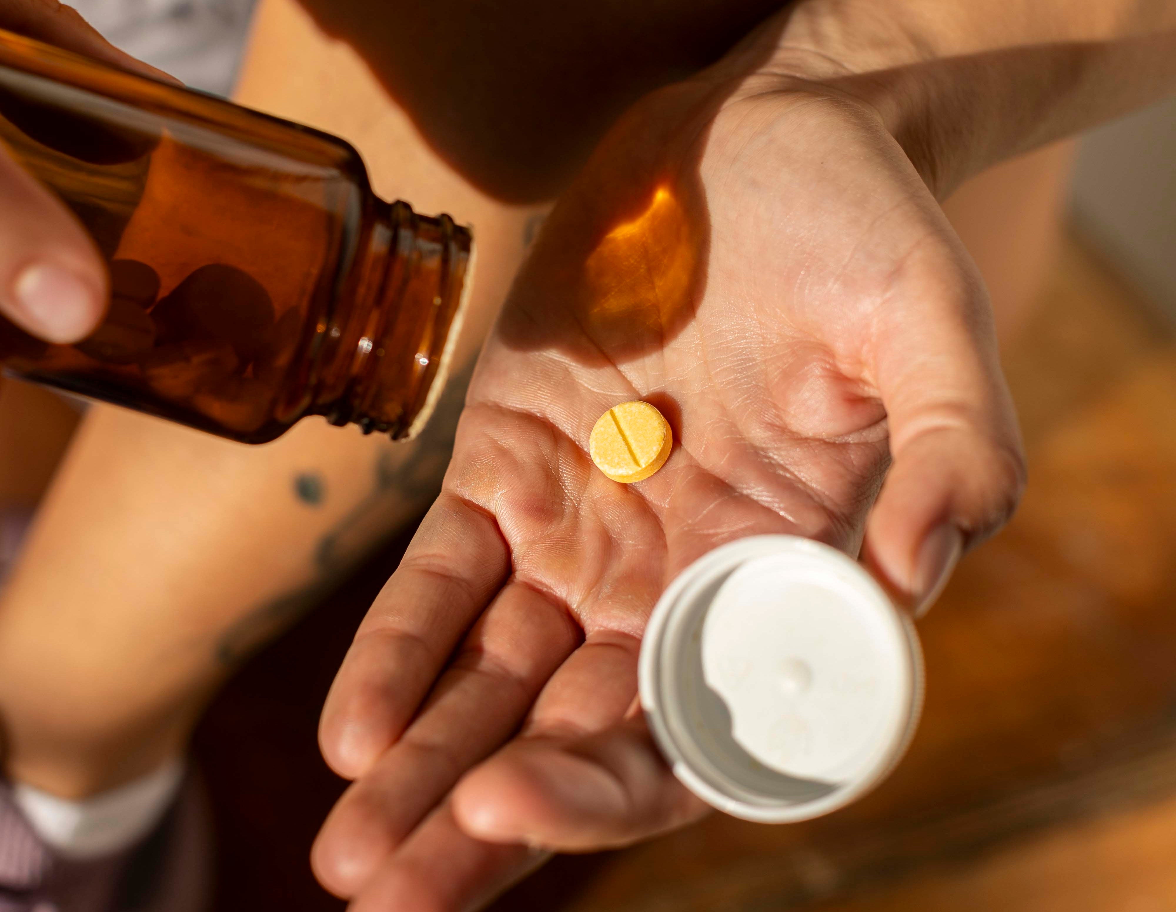 9 Supplements That May Help Adrenal Fatigue